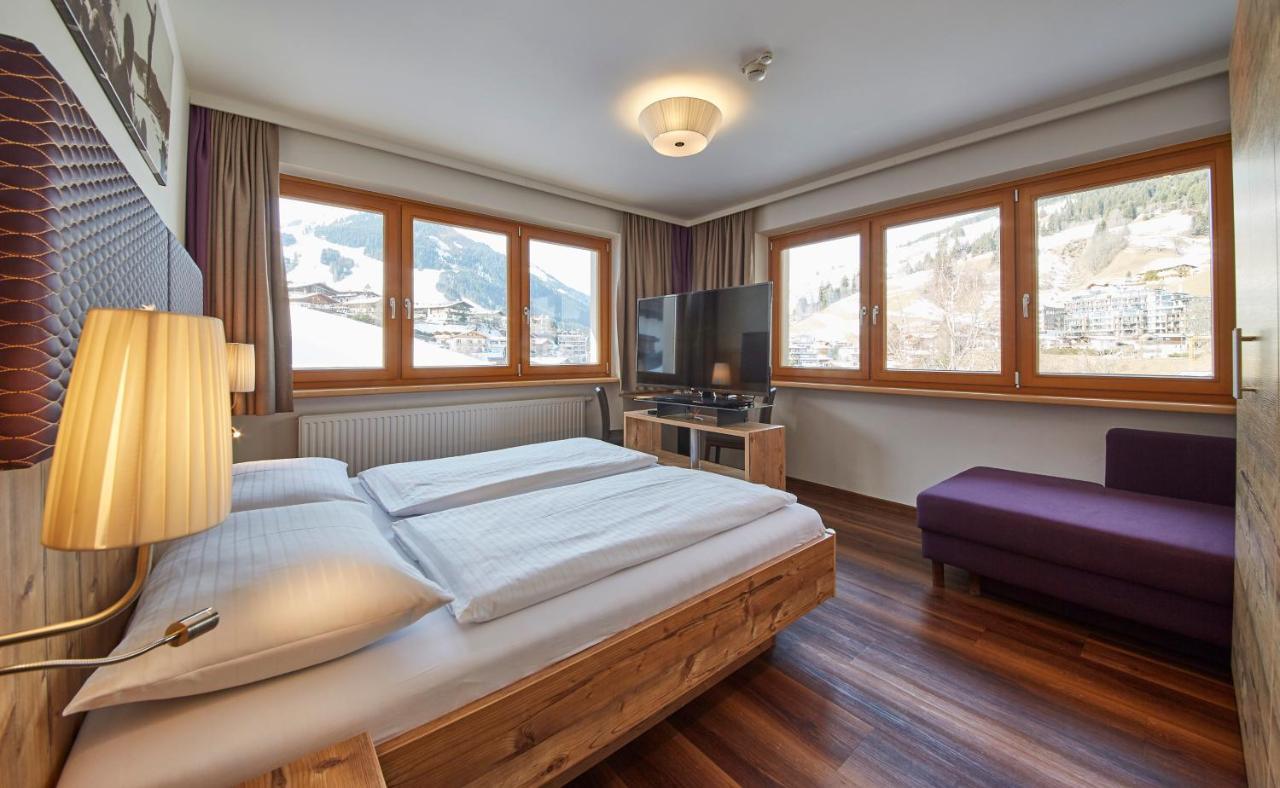 Johanneshof - Dein Mountain Wohlfuehlhotel Saalbach-Hinterglemm Zewnętrze zdjęcie