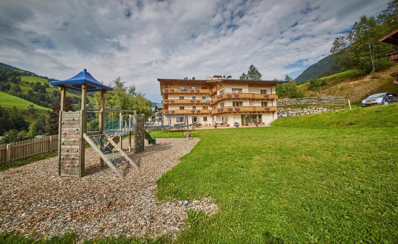 Johanneshof - Dein Mountain Wohlfuehlhotel Saalbach-Hinterglemm Zewnętrze zdjęcie